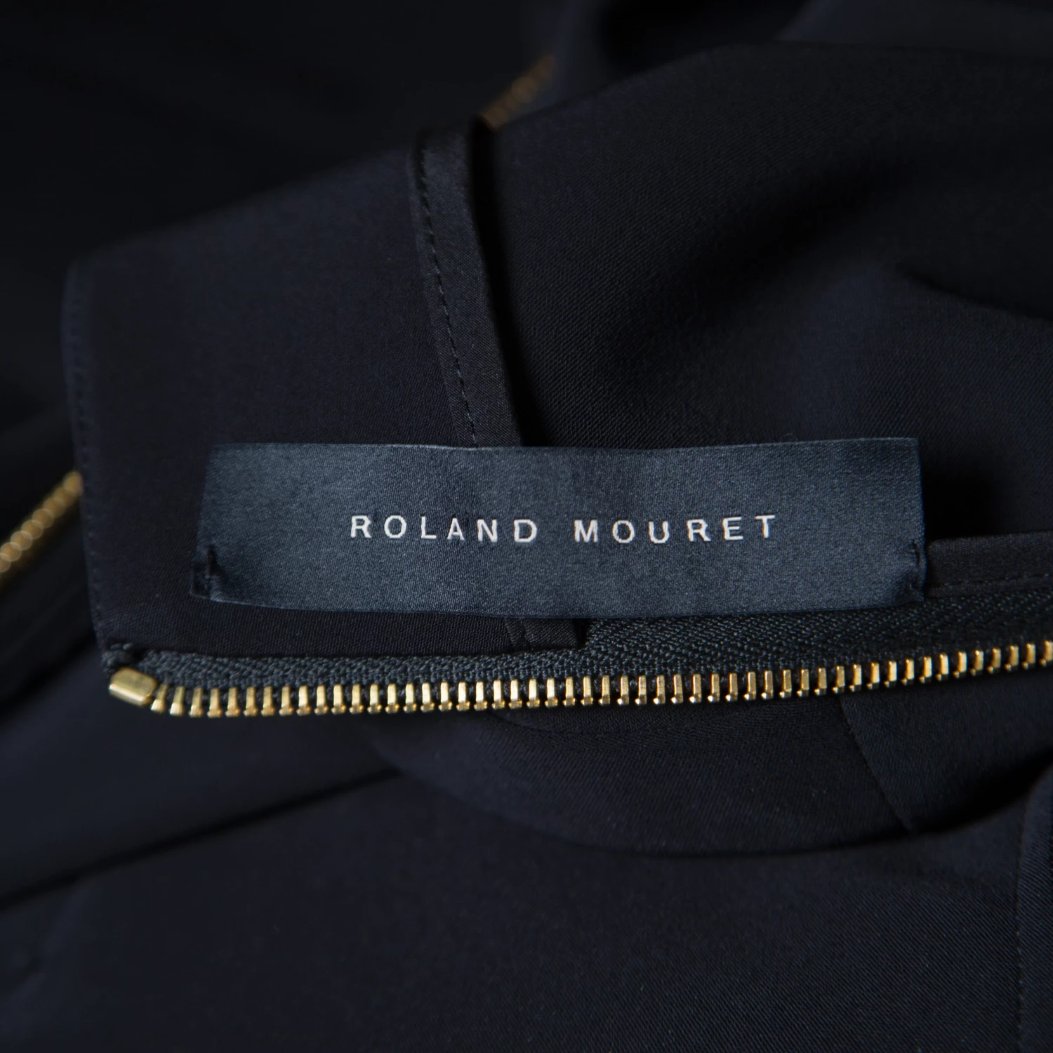 Roland Mouret Monochrome Wool Colorblock V Neck Shift Dress L For Women 7 Roland Mouret Monochrome Wool Colorblock V Neck Shift Dress L For Women - Image 5